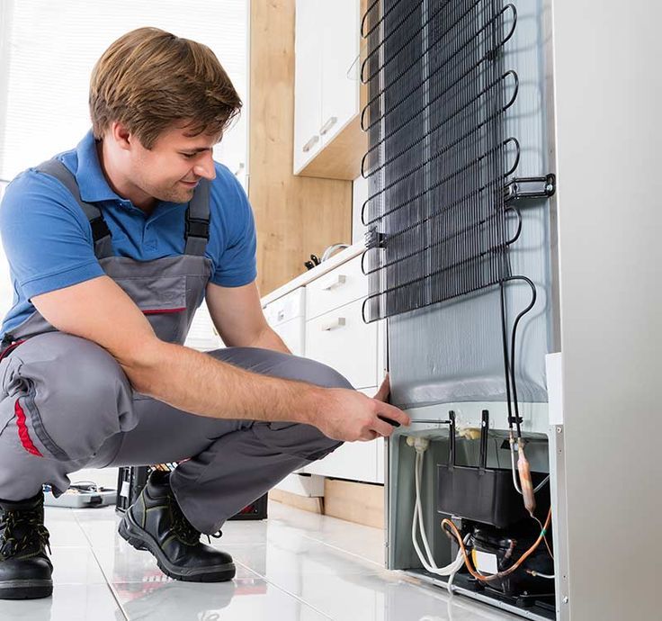 refrigerator repair technician